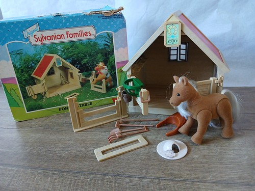 Sylvanian families pony and - sylvanian,